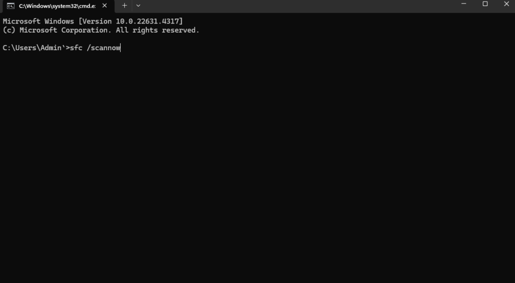 أداة SFC تصلح ملفات النظام المفقودة أو التالفة التي قد تسبب أخطاء DirectX.